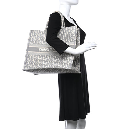 Christian Dior Oblique Large Book Tote Grey 2 of 14