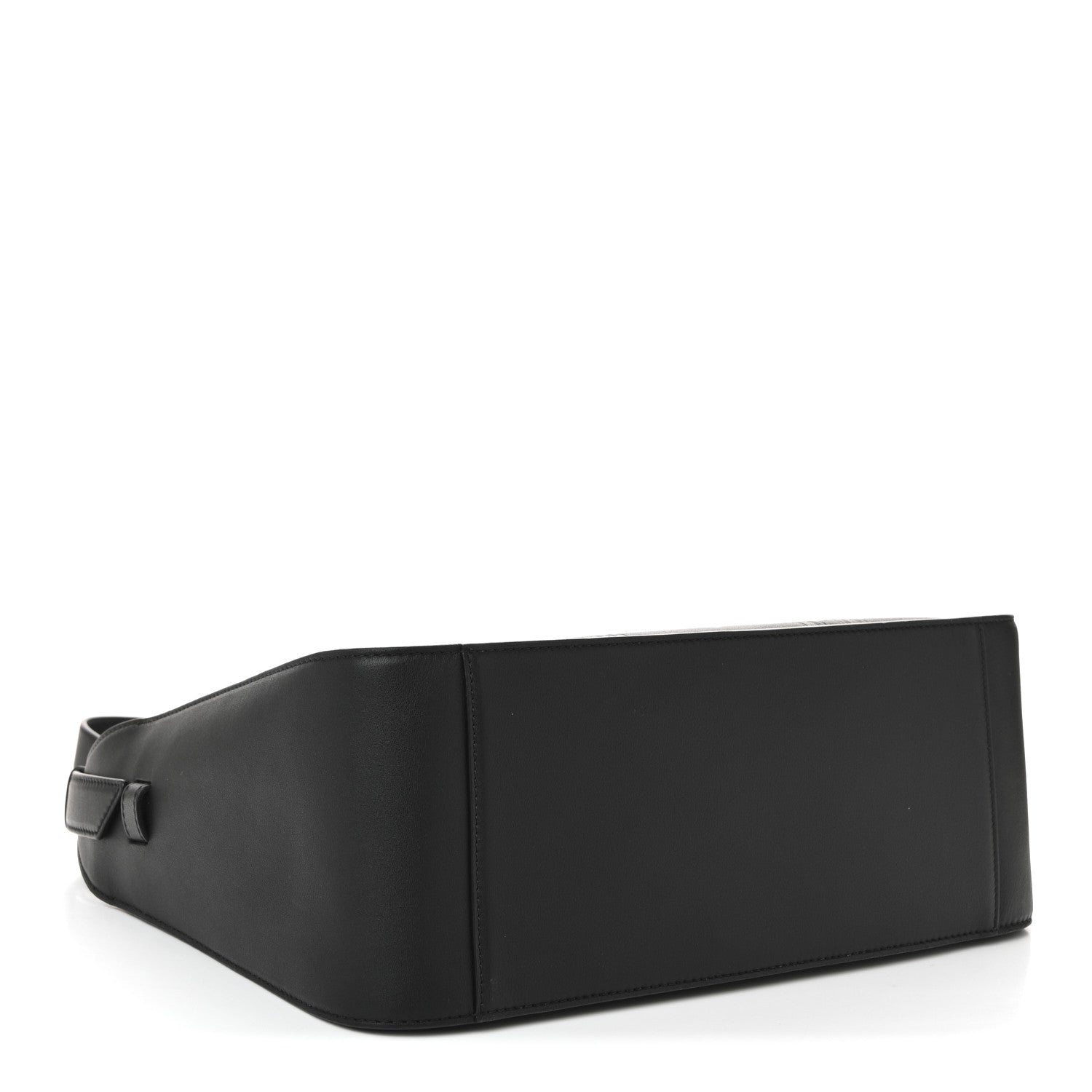 MCM Calfskin Ottomar Medium Aren Flap Hobo Black 4 of 10