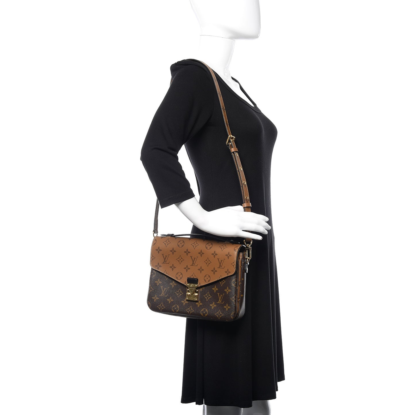 Reverse Monogram Pochette Metis