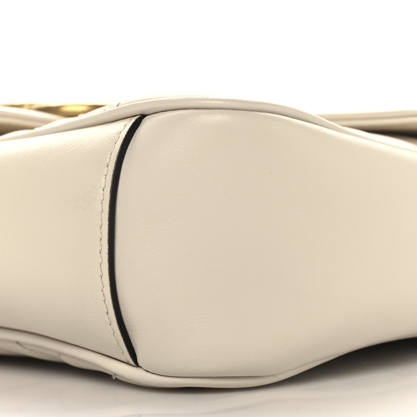 Calfskin Matelasse Small GG Marmont Shoulder Bag White