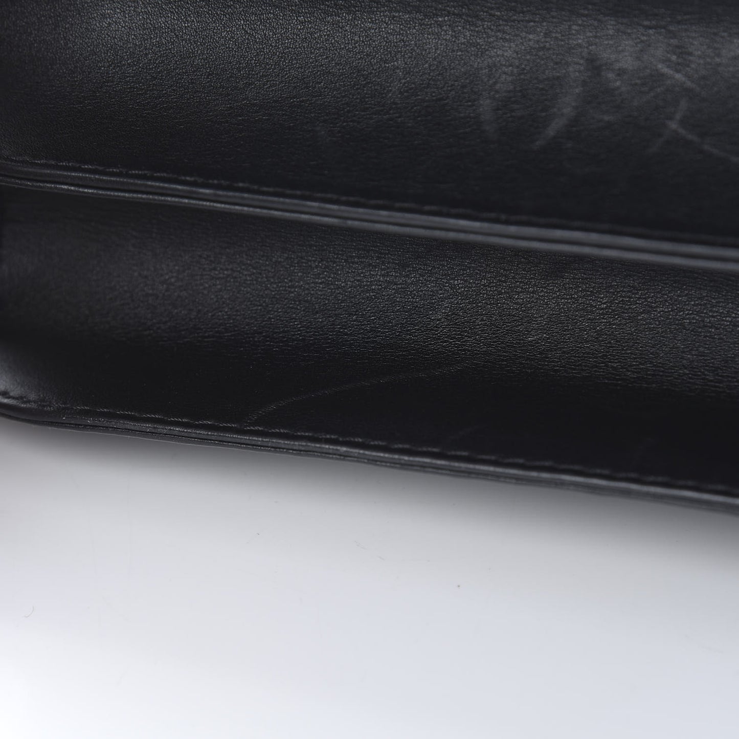 Calfskin Medium Braided Chic Flap Black