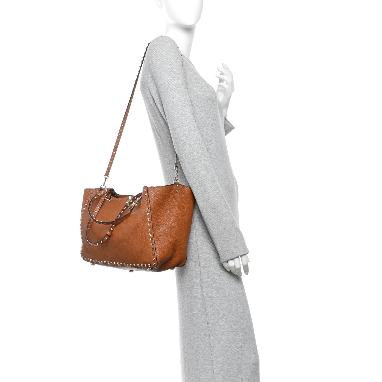 Valentino Garavani Pebbled Calfskin Medium Rockstud Tote Light Cuir 2 of 10