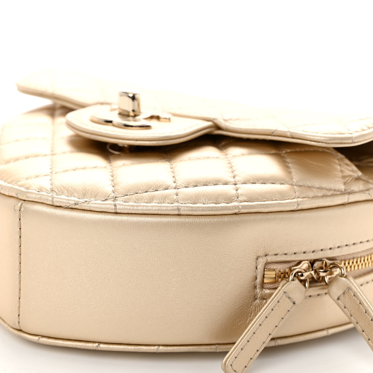 Chanel Metallic Lambskin Quilted CC In Love Heart Bag Gold 10 of 10