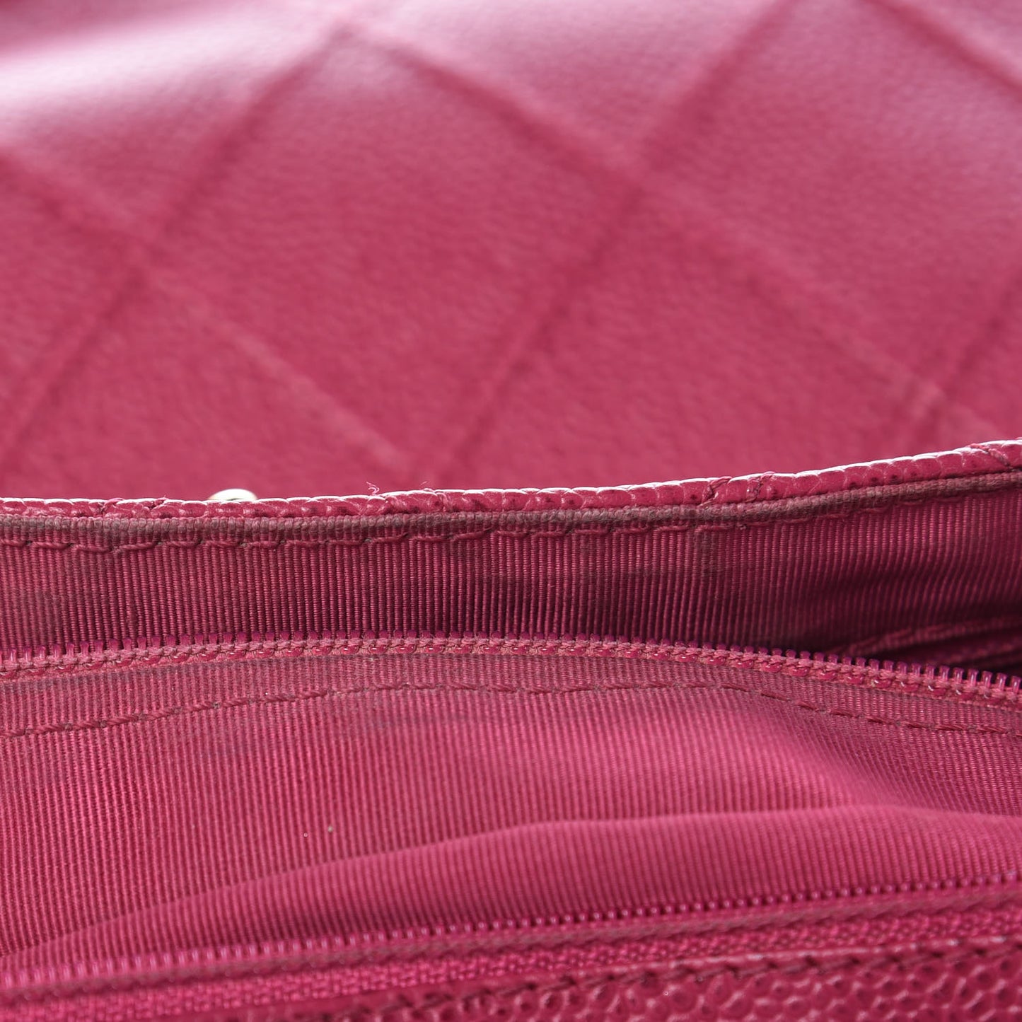 Caviar Diamond Stitched Shoulder Bag Dark Pink