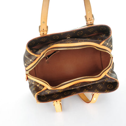 Louis Vuitton Monogram Riveting 5 of 8