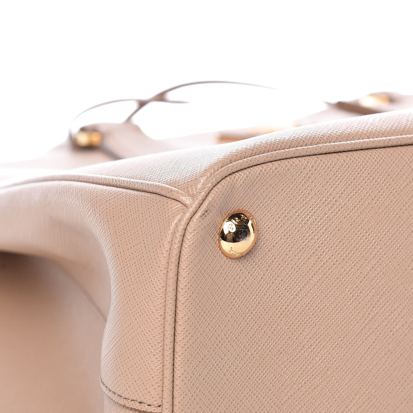 Saffiano Lux Large Galleria Double Zip Tote Cammeo