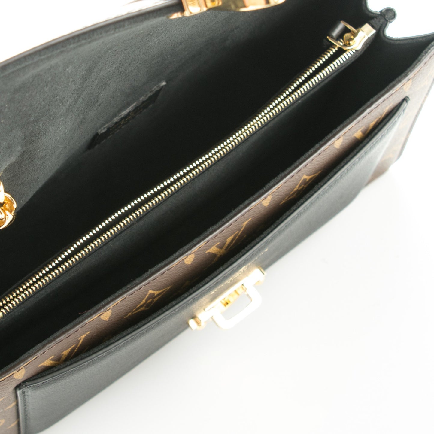 Monogram Victoire Black