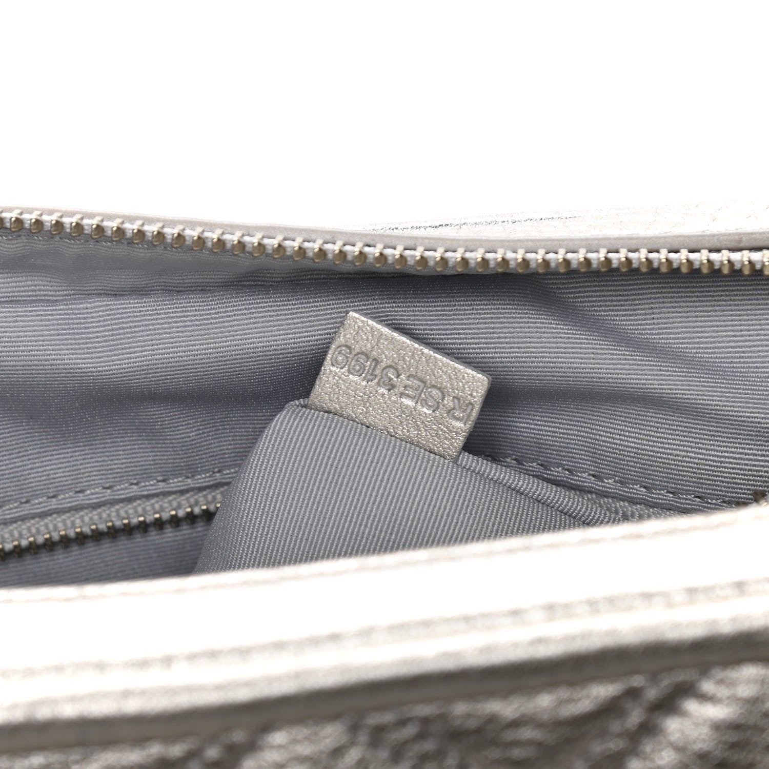 Marc Jacobs Metallic Grained Calfskin Quilted Double Stitched The Status Shoulder Bag Platinum 7 of 13