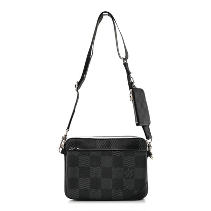 Louis Vuitton Damier Graphite 3D Trio Messenger 1 of 13