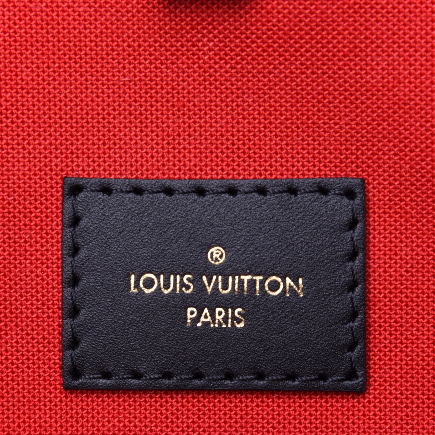 Reverse Monogram Giant Onthego MM