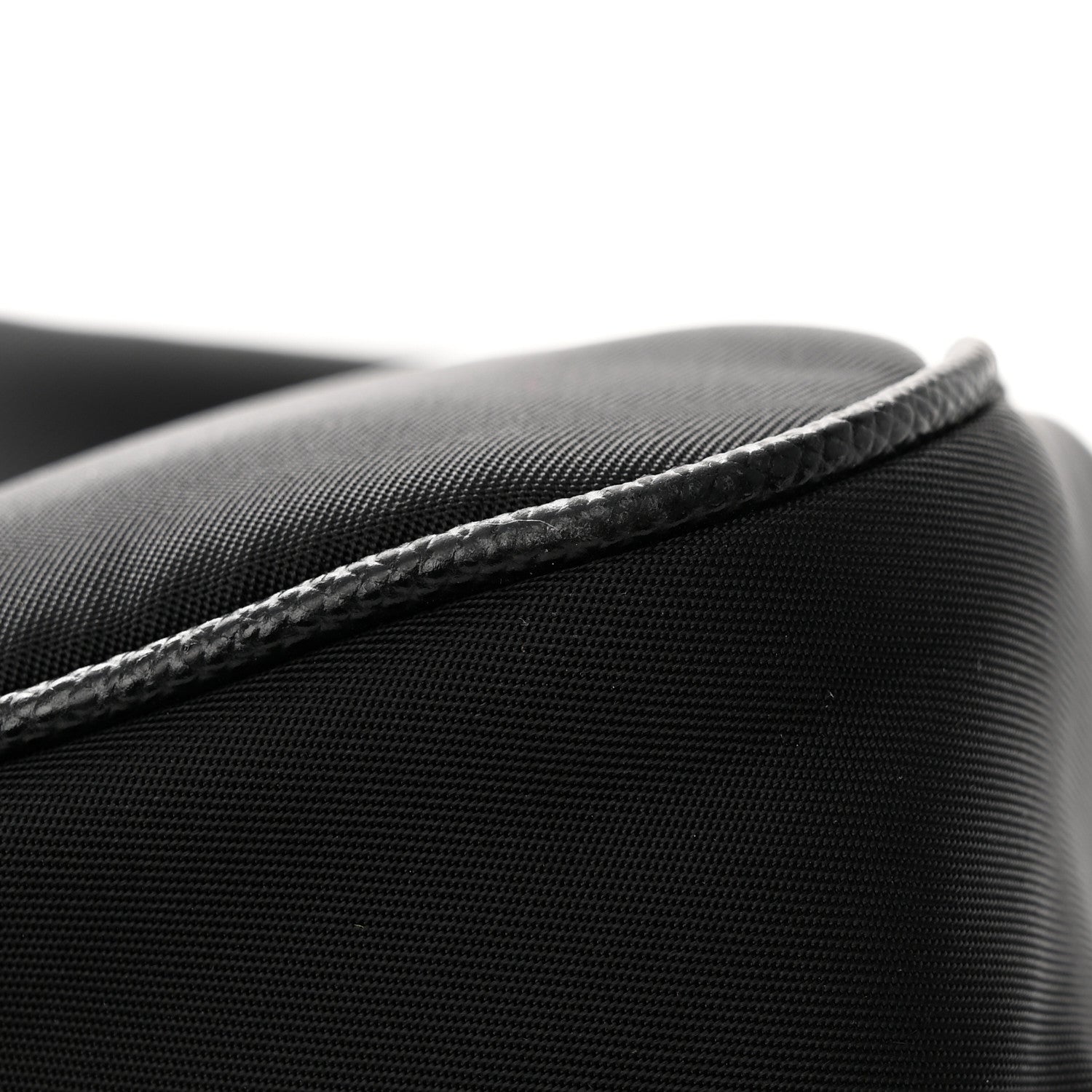 Prada Nylon Re-Edition 2005 Shoulder Bag Black 14 of 17