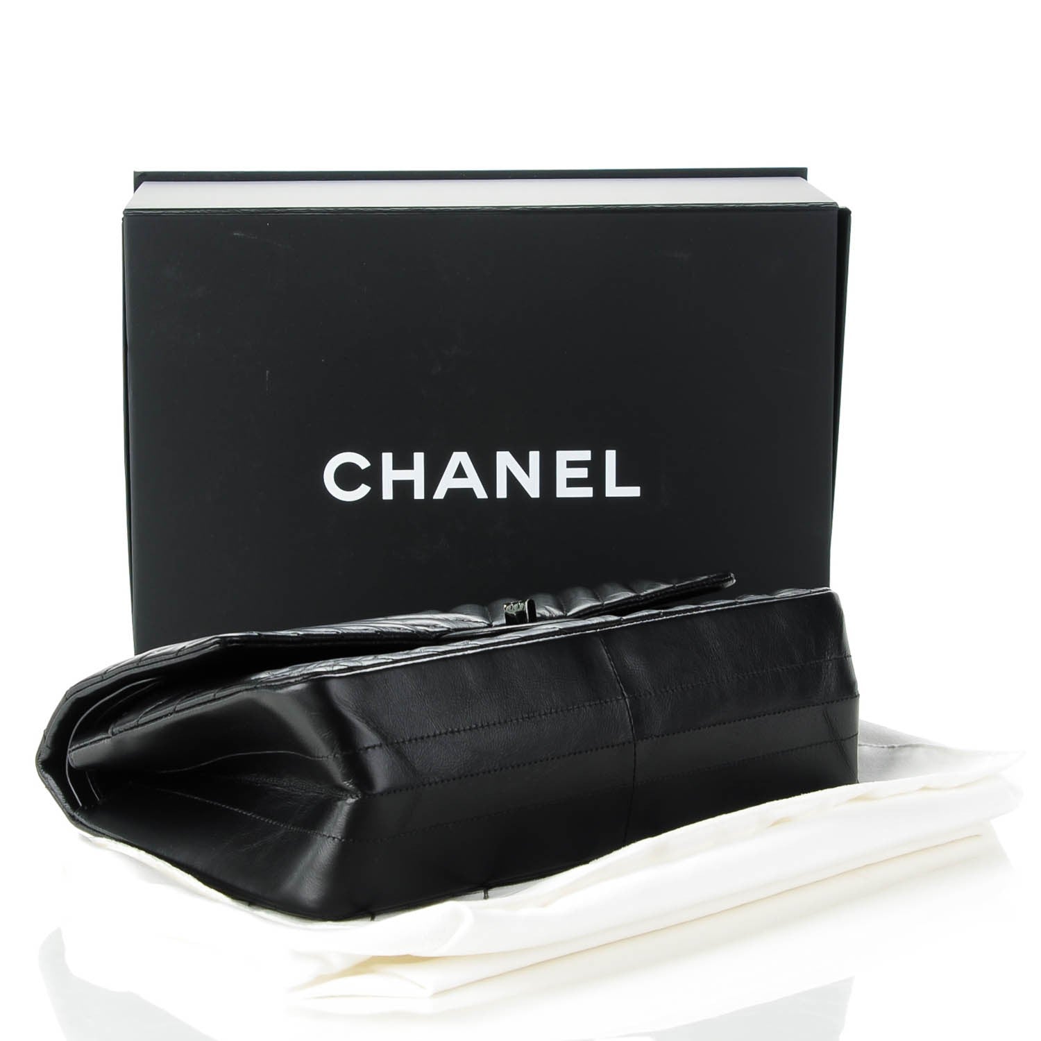 Chanel Aged Calfskin Chevron 2.55 Reissue 226 So Black 4 of 9