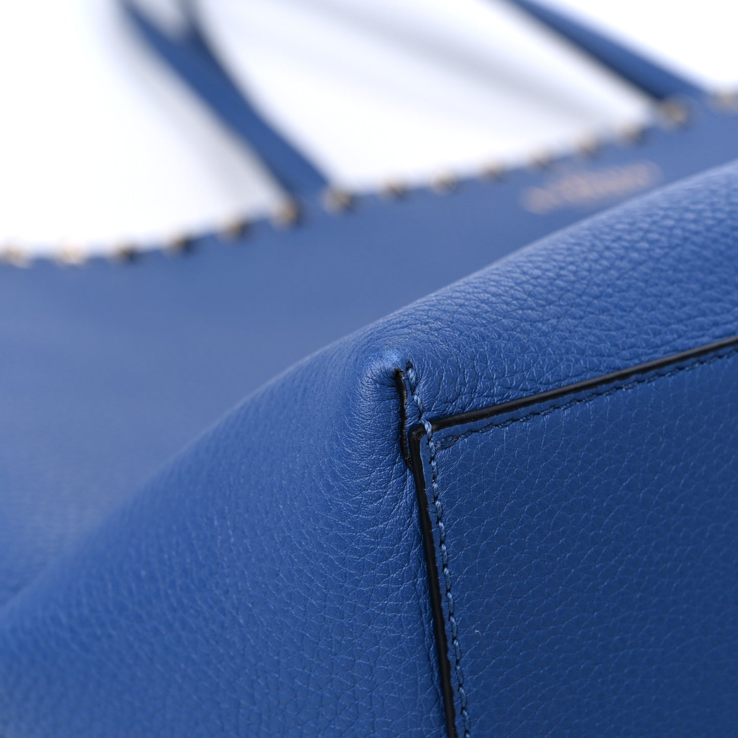 Grained Calfskin Rockstud Shoulder Tote Baltique