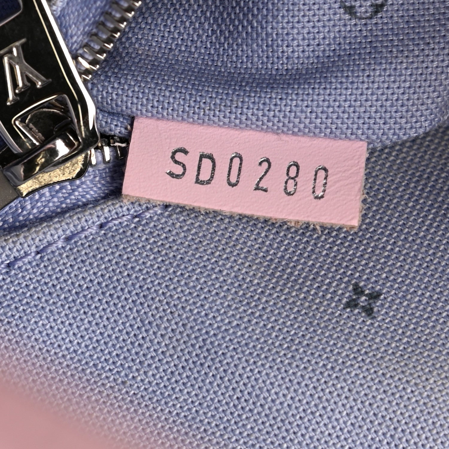 Louis Vuitton Monogram Escale Onthego GM Pastel 7 of 16