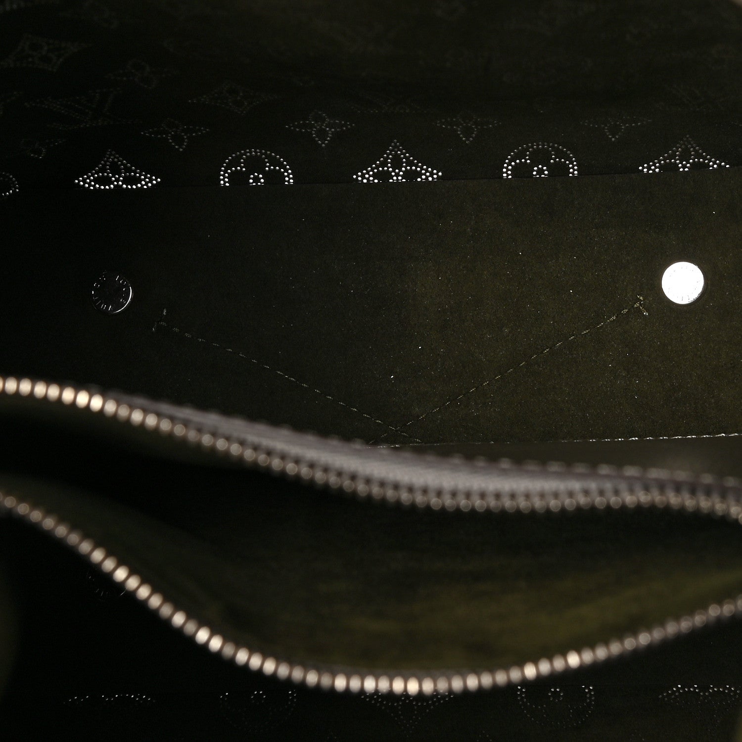Louis Vuitton Metallic Mahina Muria Gris Souris 5 of 8