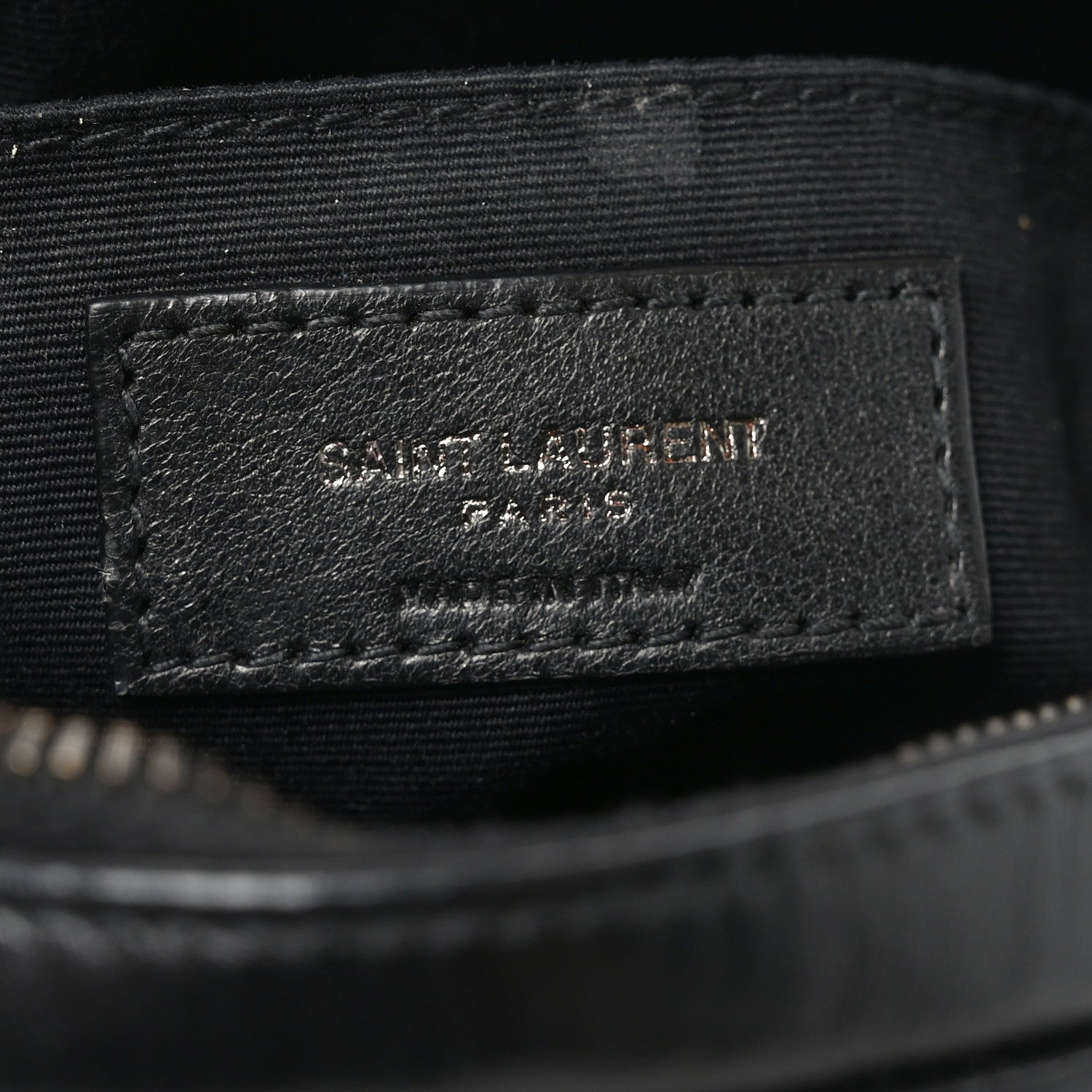 Saint Laurent Calfskin Matelasse Chevron Round Vinyle Camera Bag Black 6 of 11