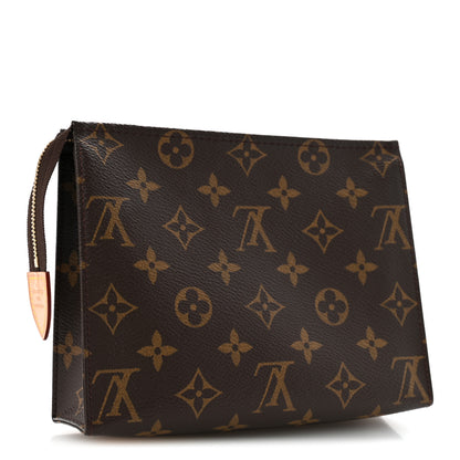 Louis Vuitton Monogram Toiletry Pouch 19 3 of 9