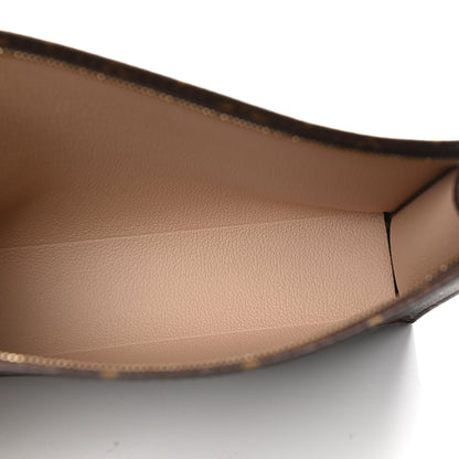 Louis Vuitton Monogram Toiletry Pouch 26 4 of 4