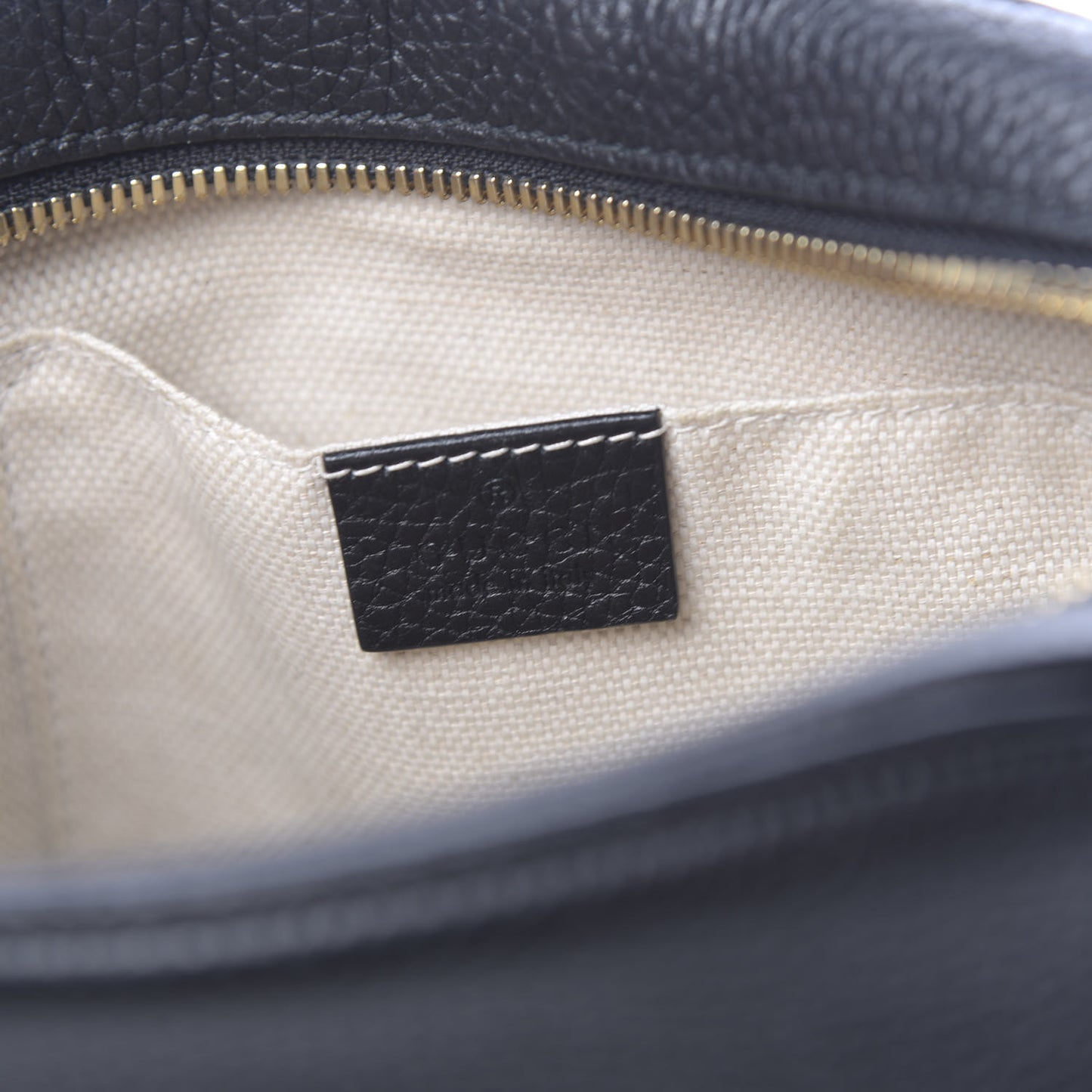 Pebbled Calfskin Small Soho Disco Bag Black