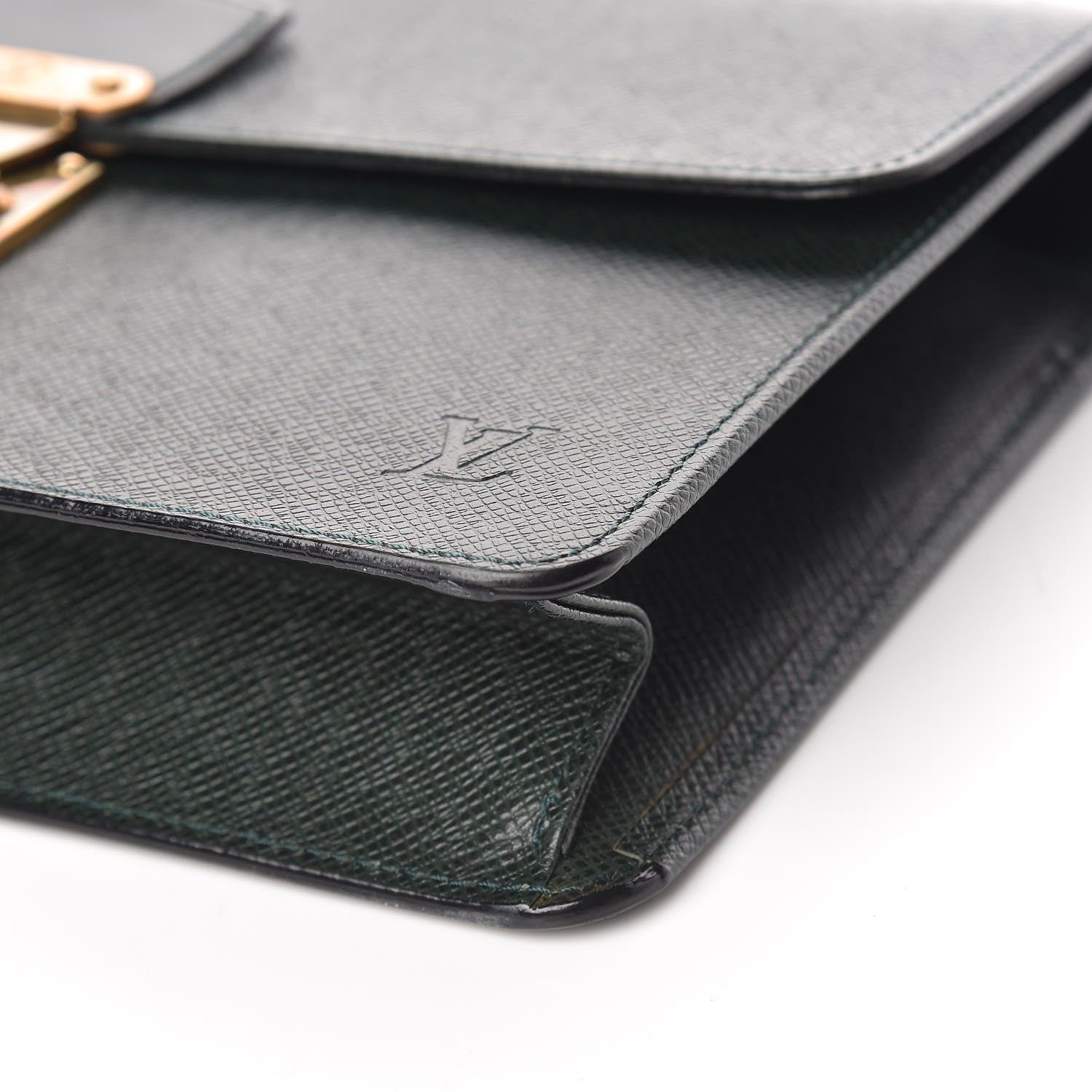 Louis Vuitton Taiga Pochette Belaia Epicea 8 of 16