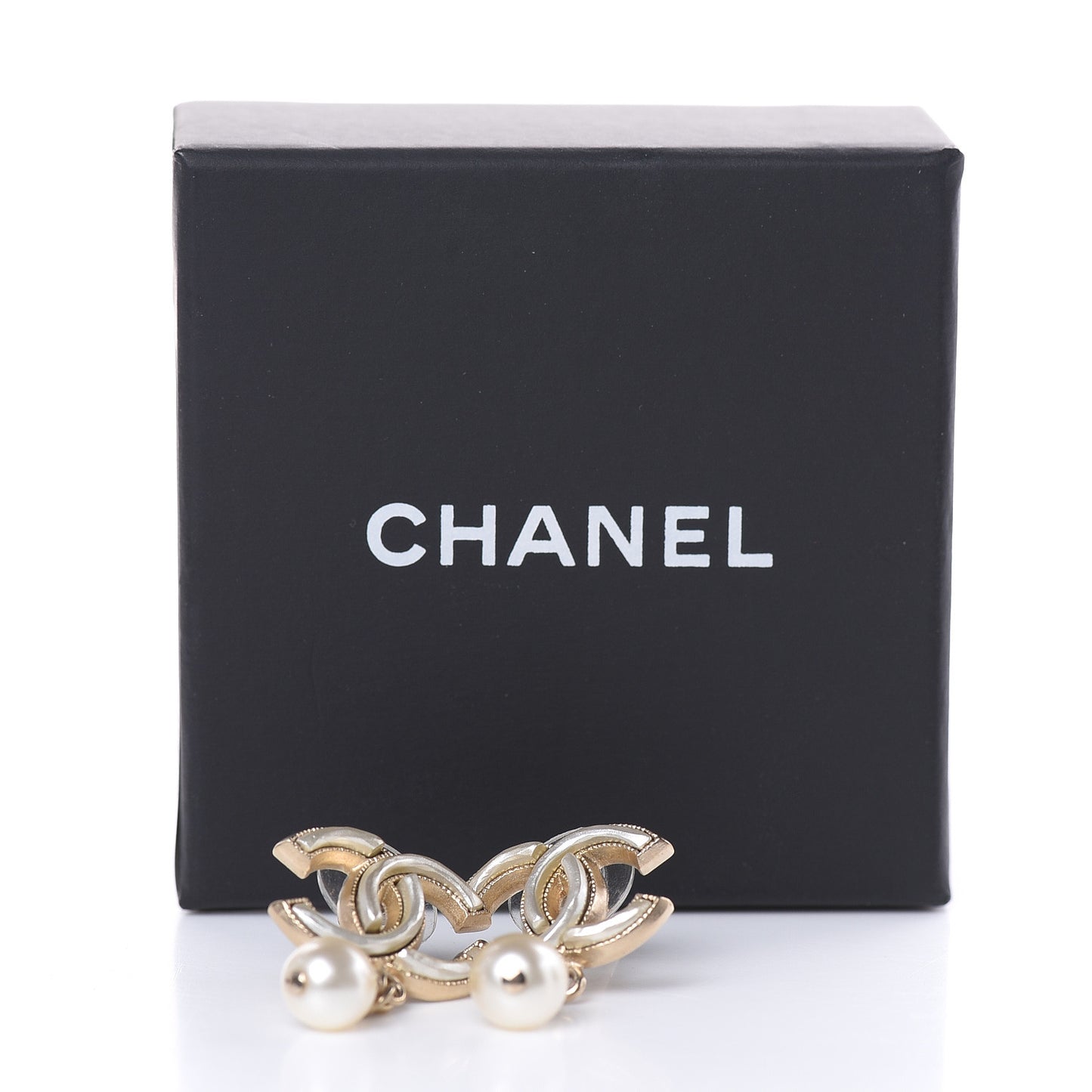 Pearl CC Drop Earrings Gold