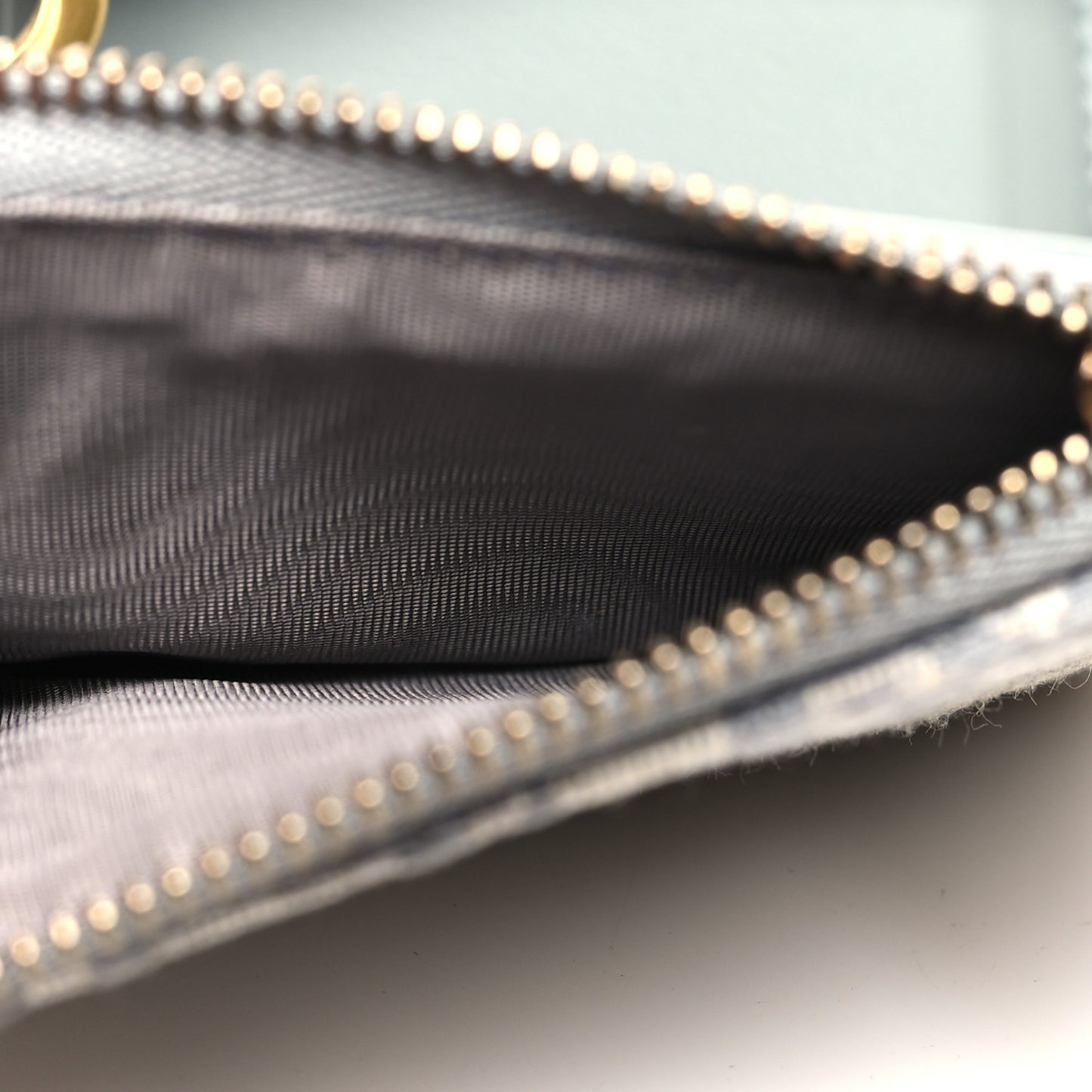 Oblique Saddle Lotus Wallet Grey