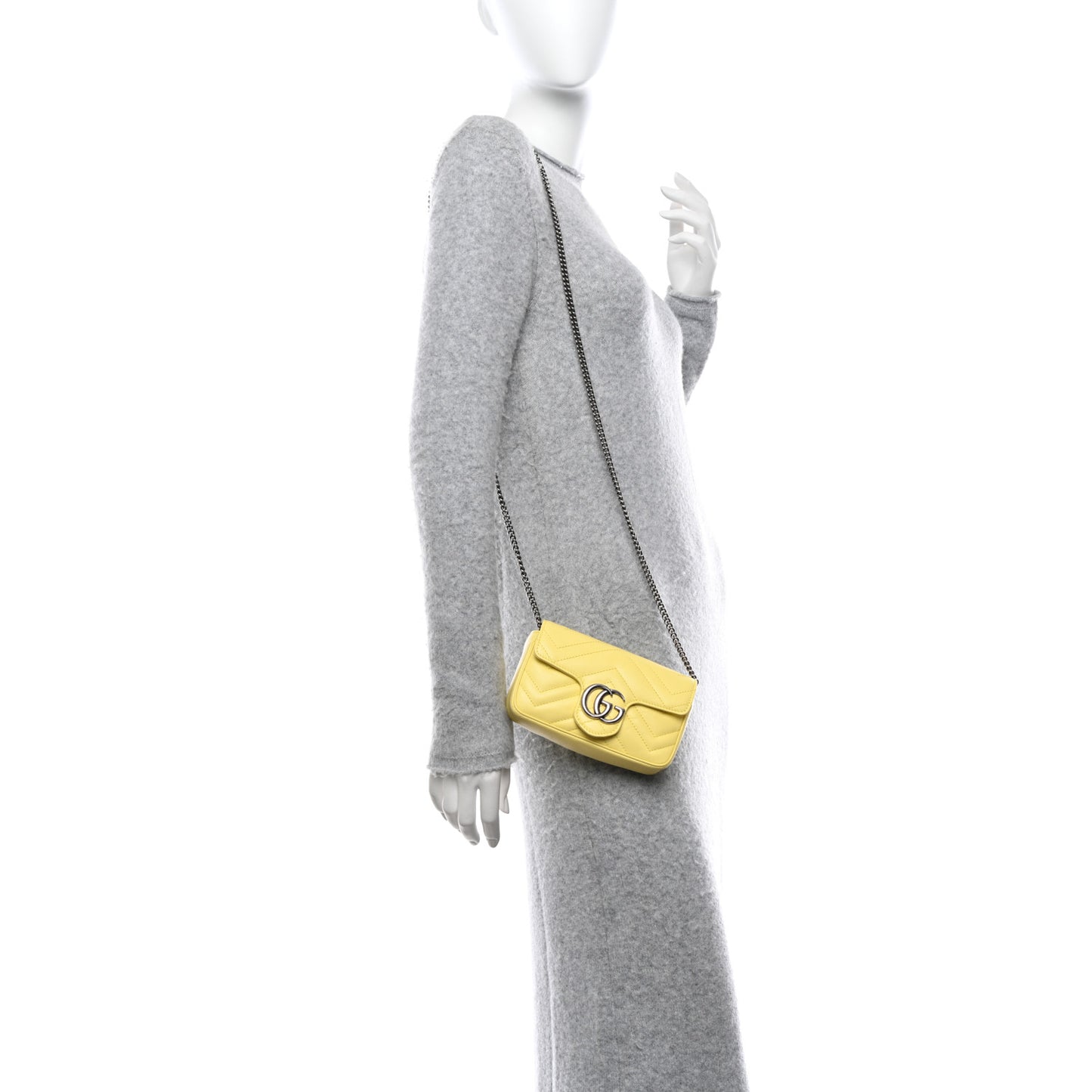 Calfskin Matelasse Super Mini GG Marmont Shoulder Bag Banana