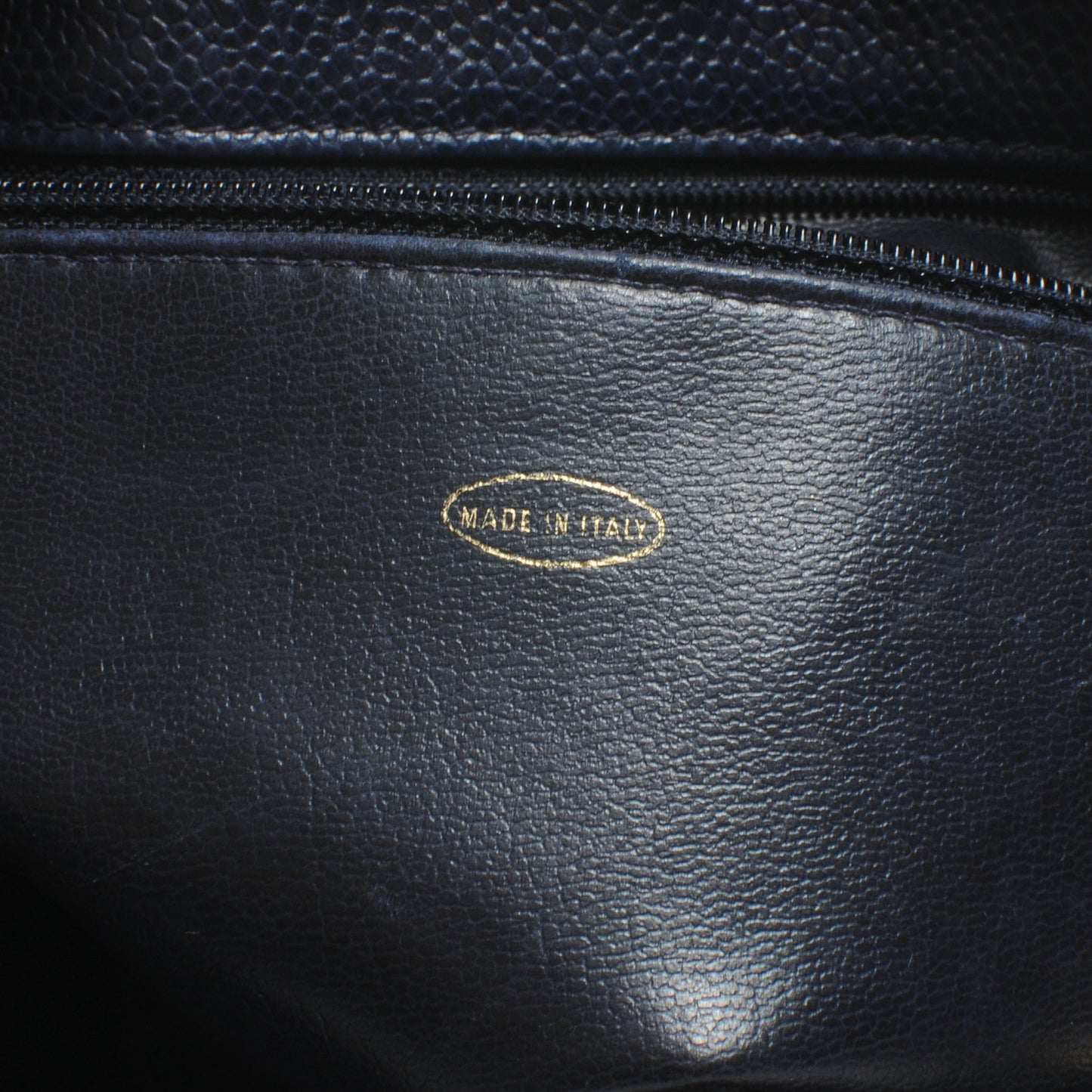 Caviar CC Shoulder Bag Navy Blue