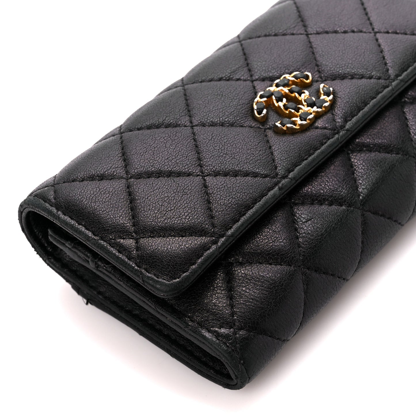 Lambskin Quilted Medium Chanel 19 Flap Wallet Black