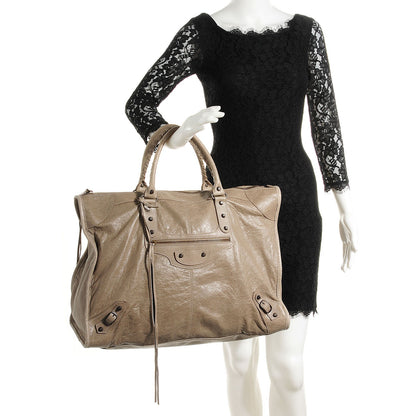 Balenciaga Agneau Classic Hardware Weekender Papyrus 2 of 11