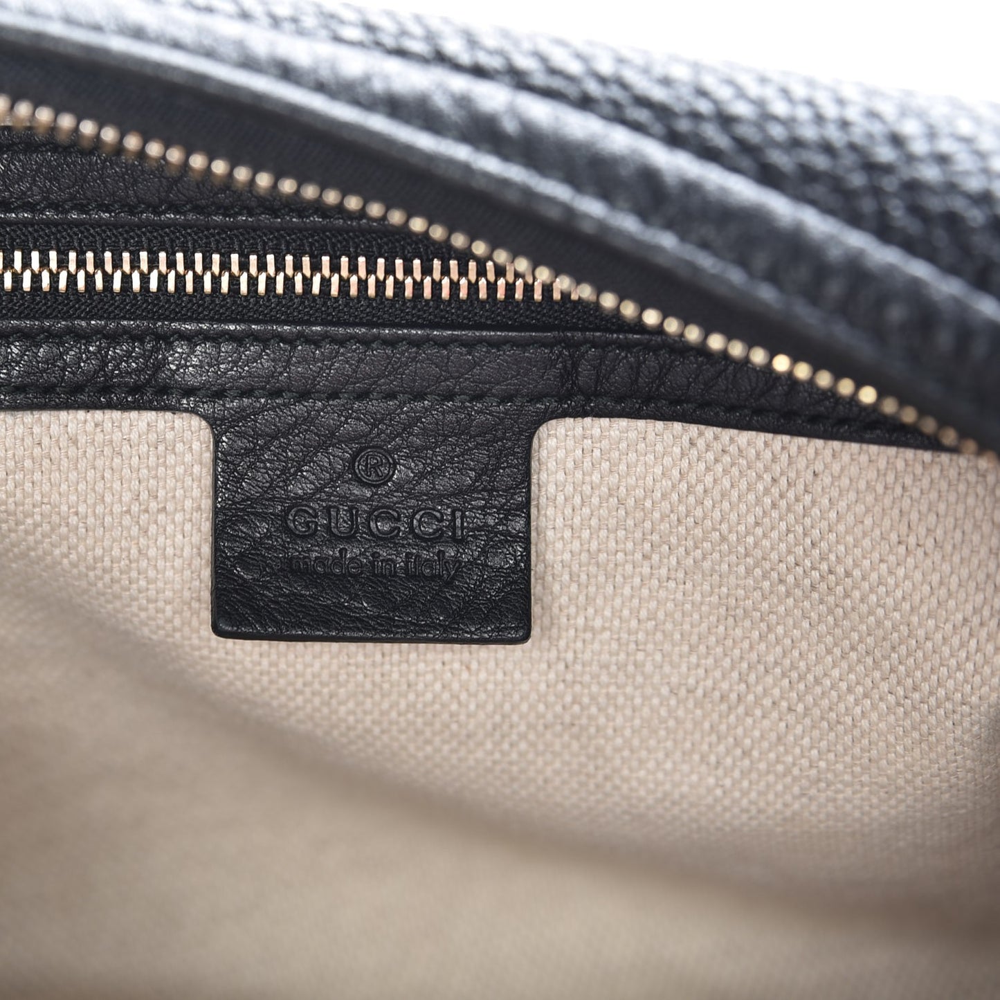 Pebbled Calfskin Large Soho Hobo Black