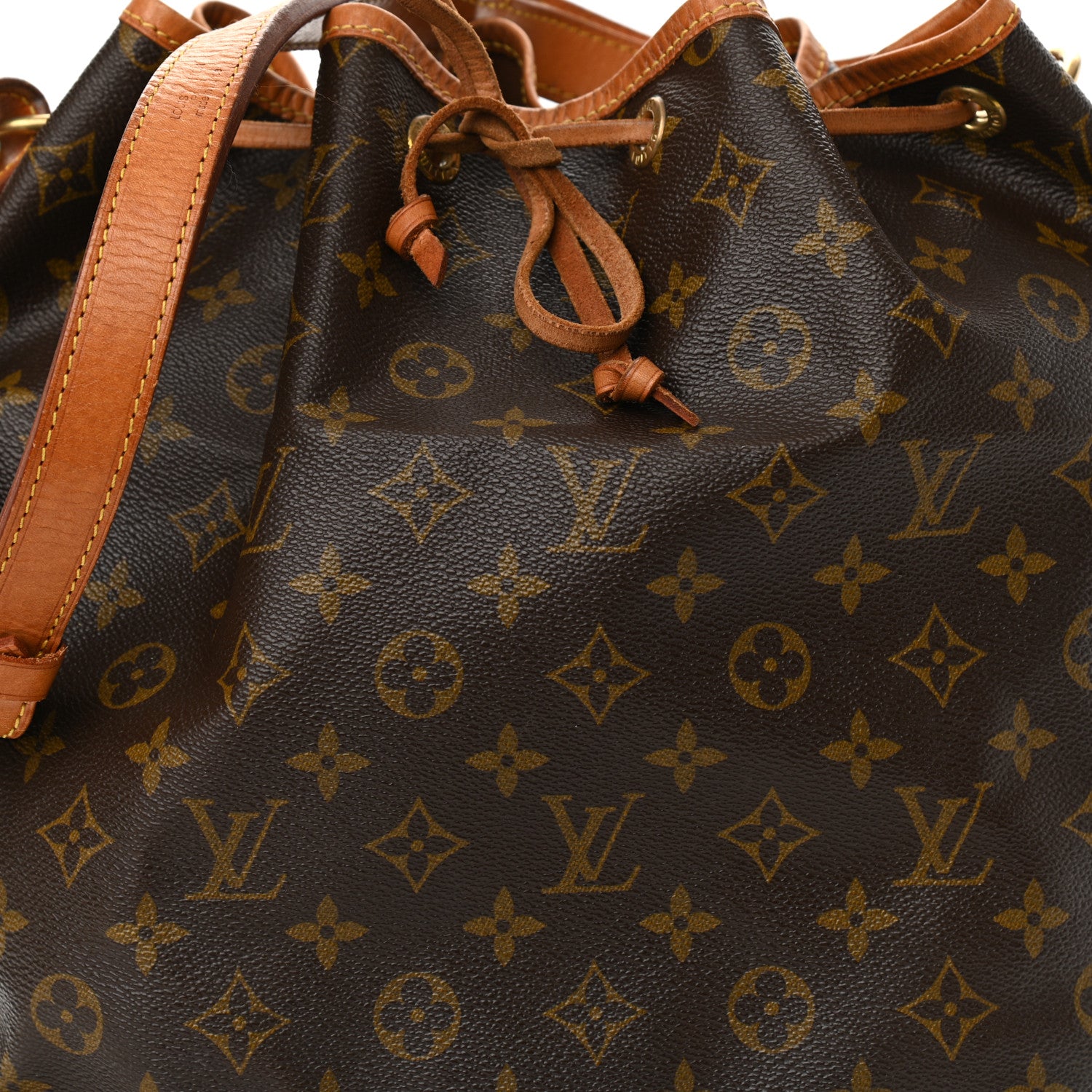 Louis Vuitton Monogram Noe 7 of 10