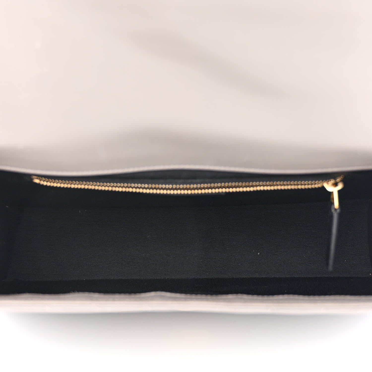 Saint Laurent Smooth Calfskin Matelasse Large Monogram Satchel Fog 5 of 20