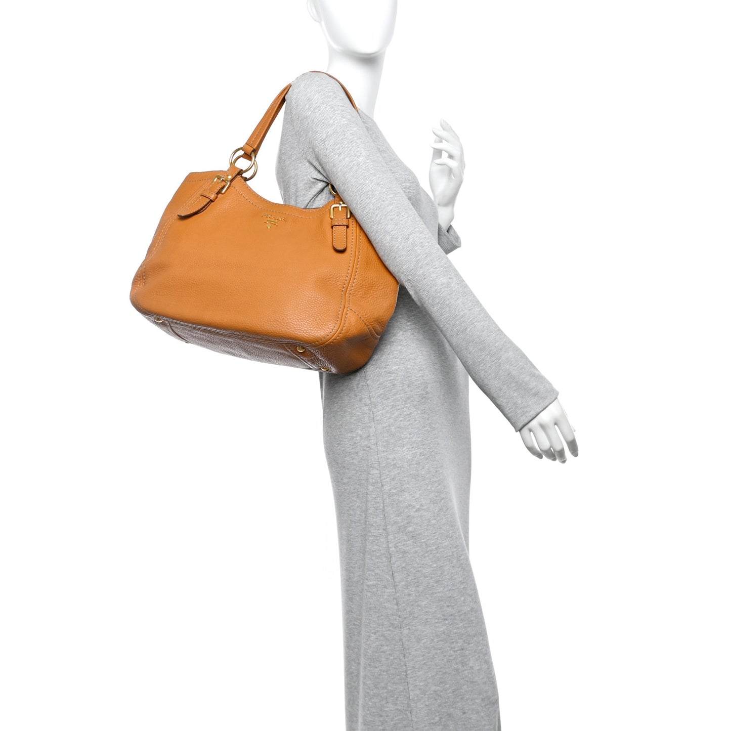 Vitello Daino Shoulder Bag Caramel