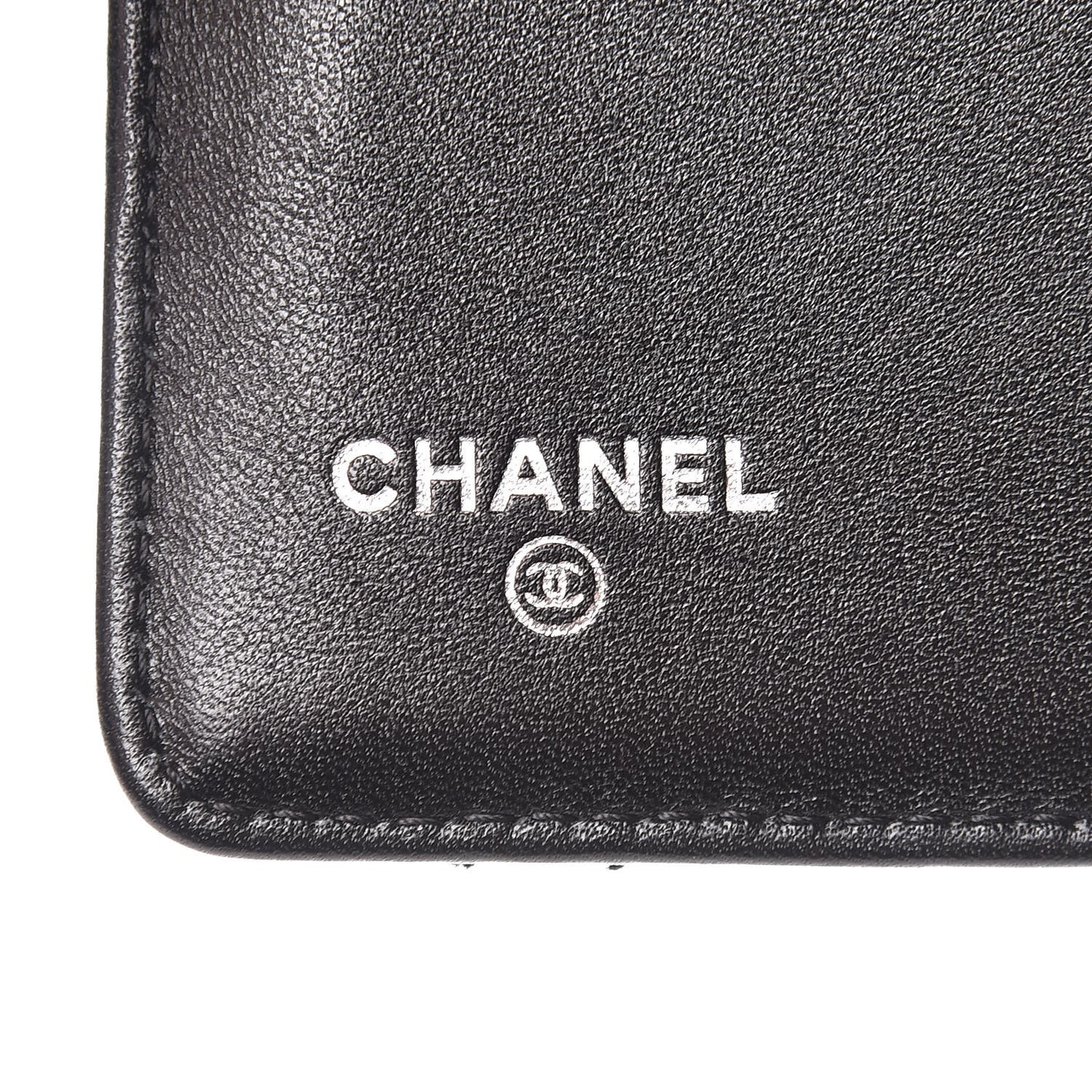 Striated Patent Quilted Zipped Pocket Wallet Grey