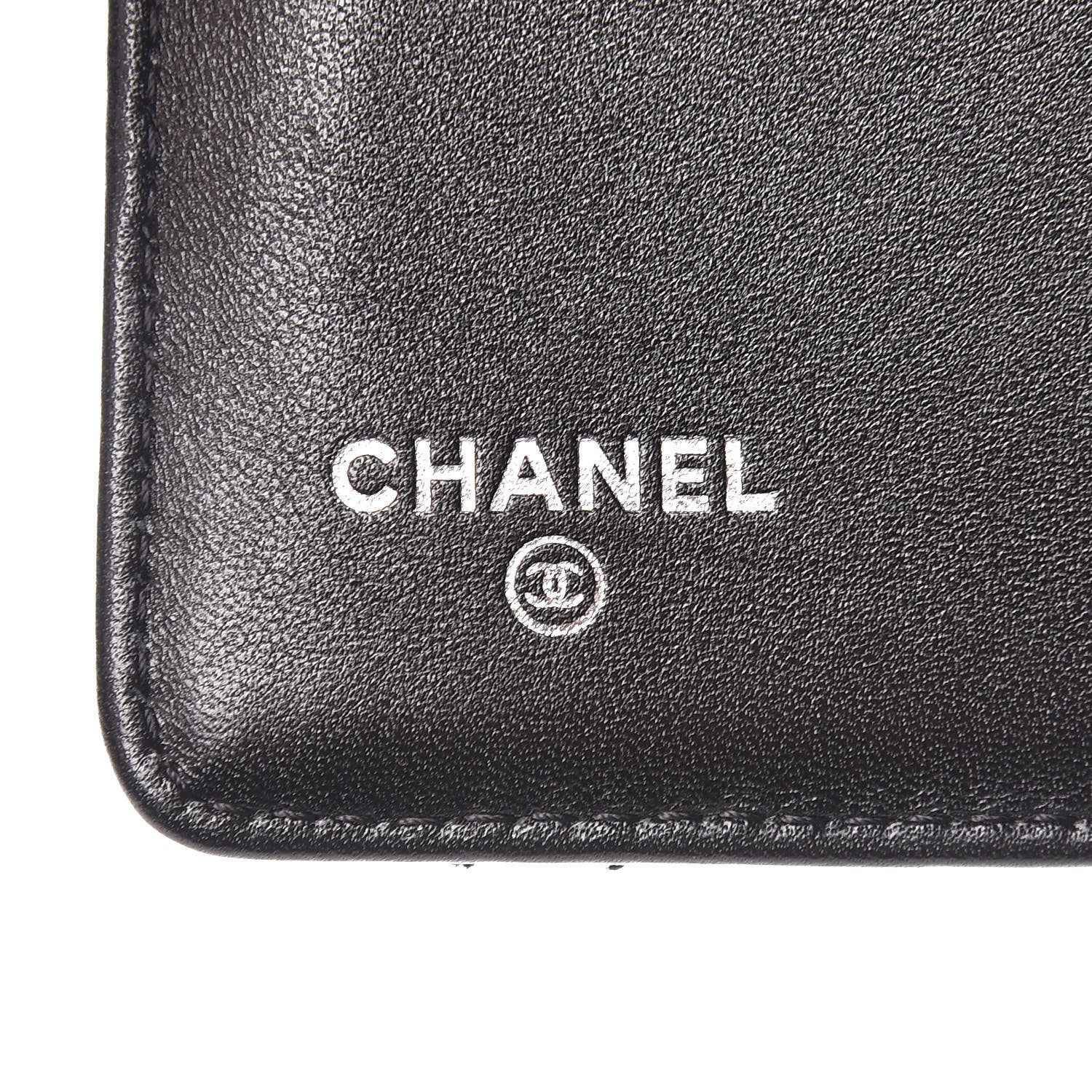 Chanel Striated Patent Quilted Zipped Pocket Wallet Grey 7 of 9
