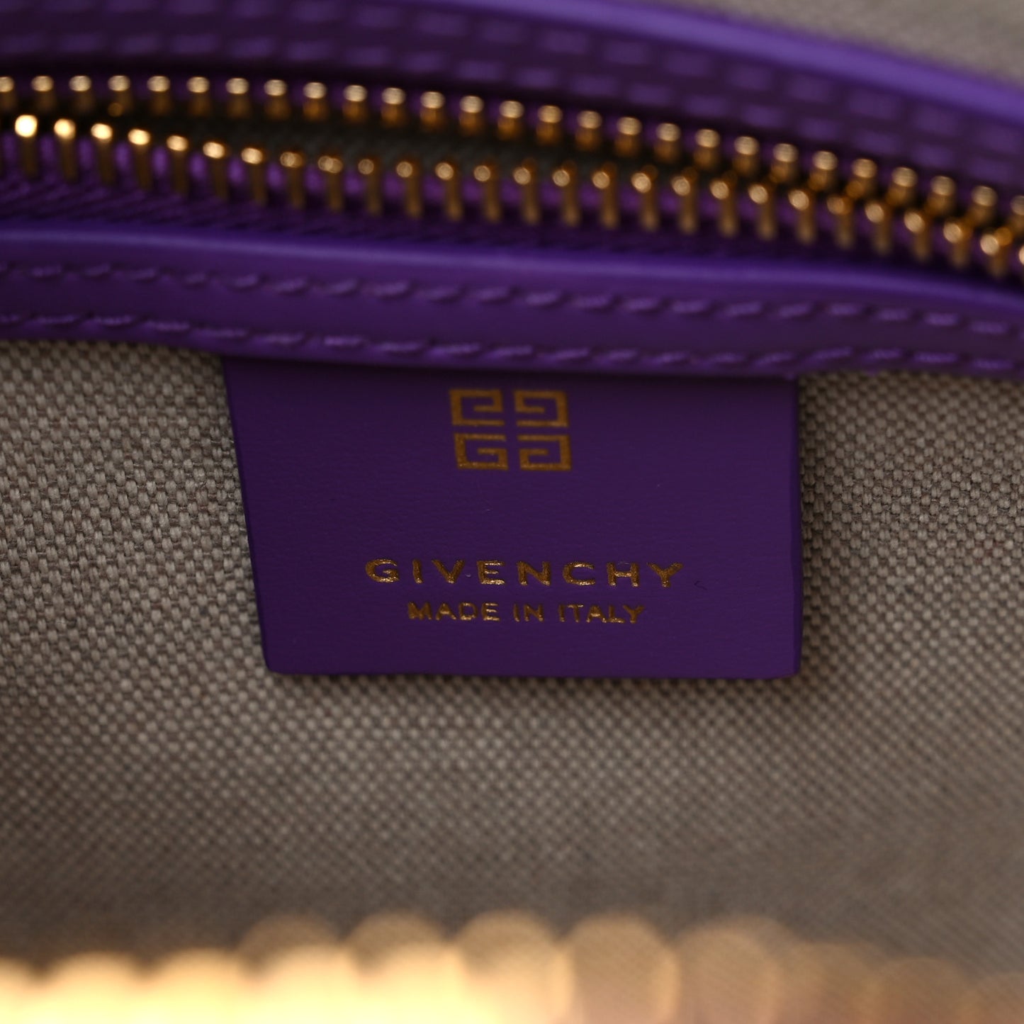 Box Calfskin Mini Antigona Purple Dahlia