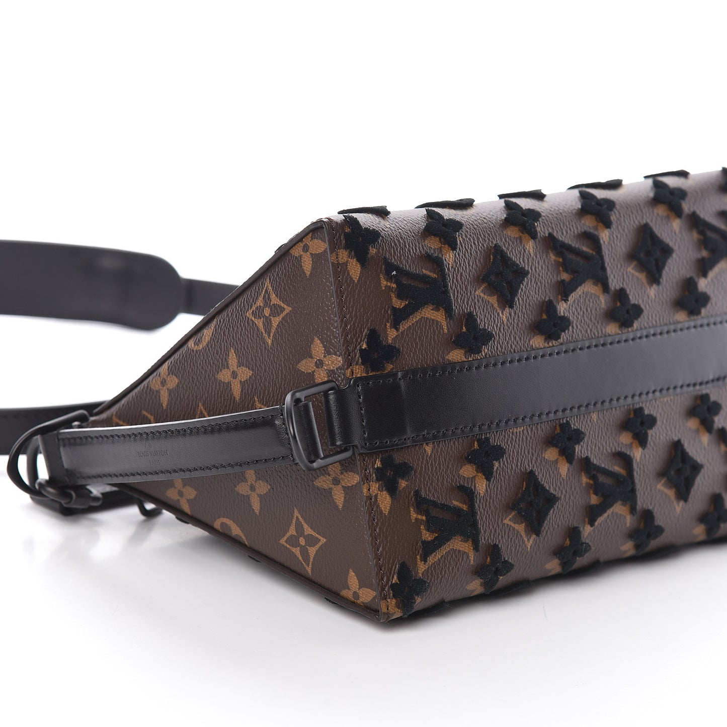 Monogram Tuffetage Triangle Messenger Black