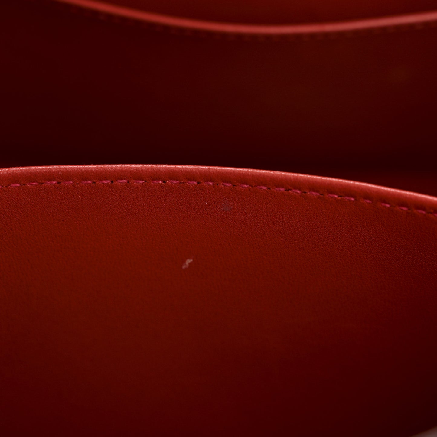 Epsom Swift Harnais Rouge Casaque