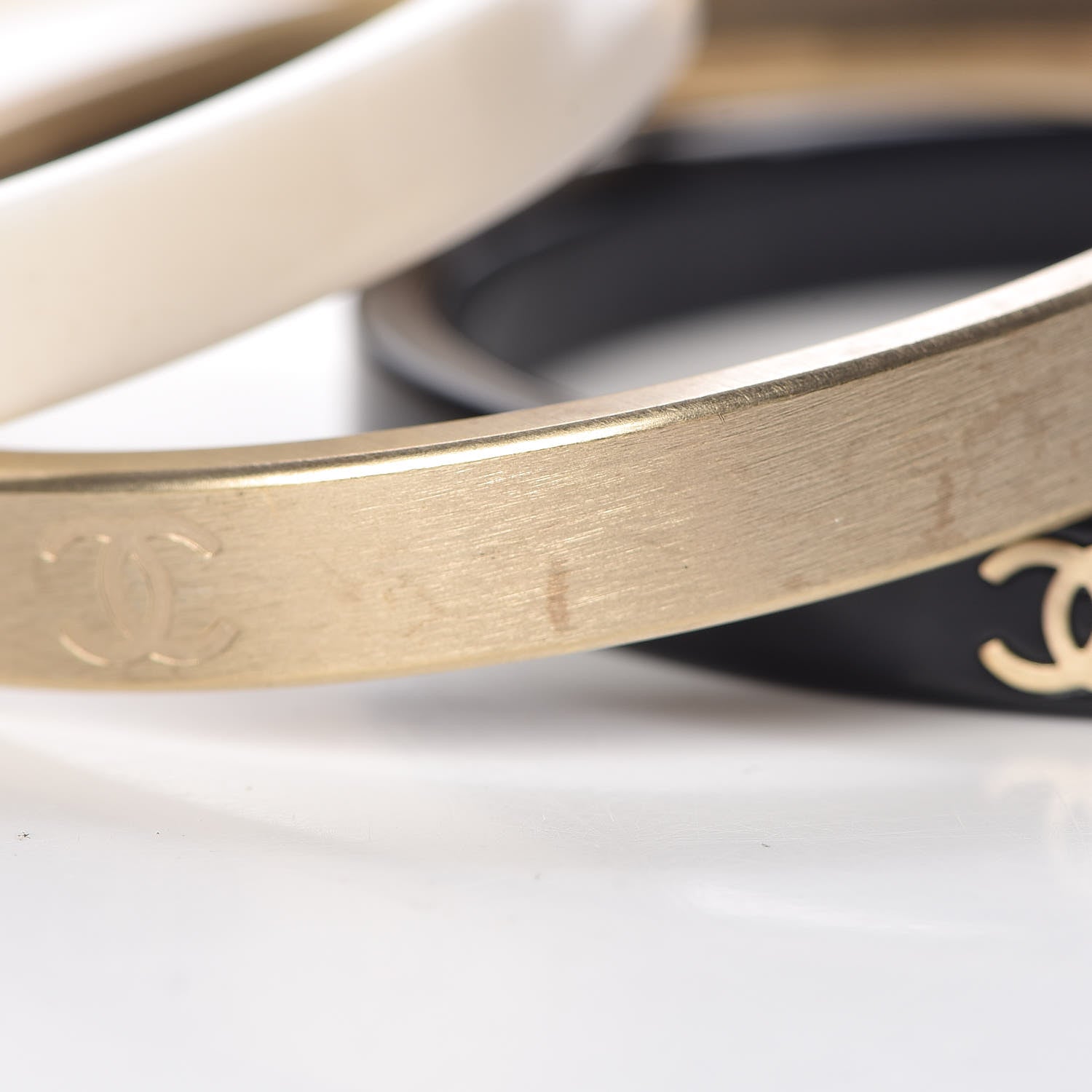 Chanel Resin Metal CC Bangle Set of 3 Black White Gold 6 of 6