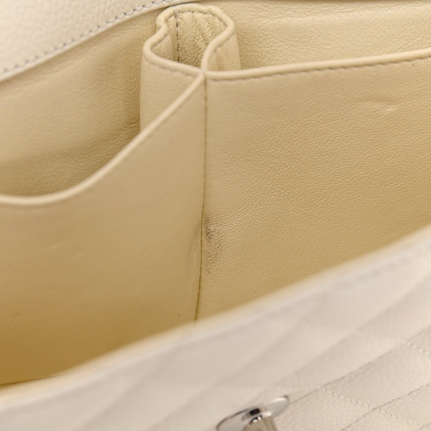 Caviar Quilted East West Flap White