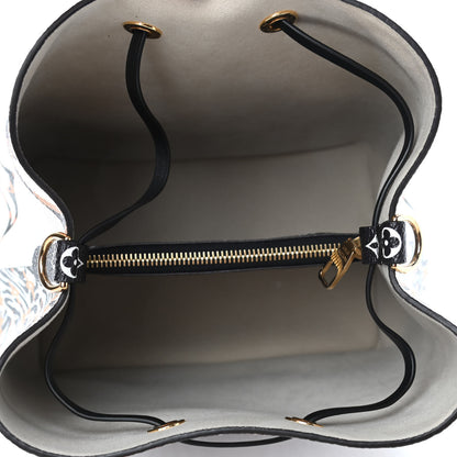 Louis Vuitton Monogram Giant Jungle NéoNoé Ivory 4 of 4