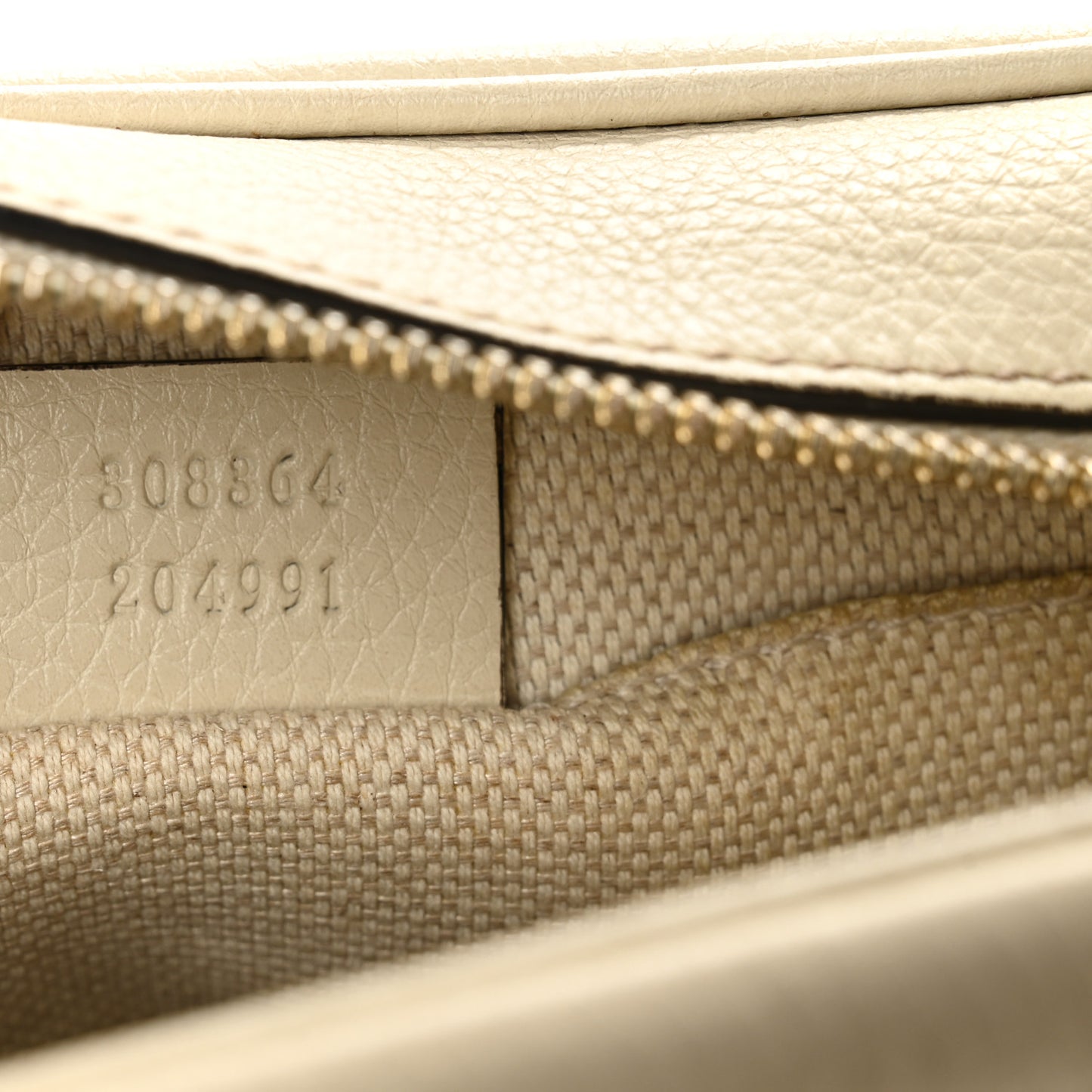 Pebbled Calfskin Small Soho Disco Bag Off White