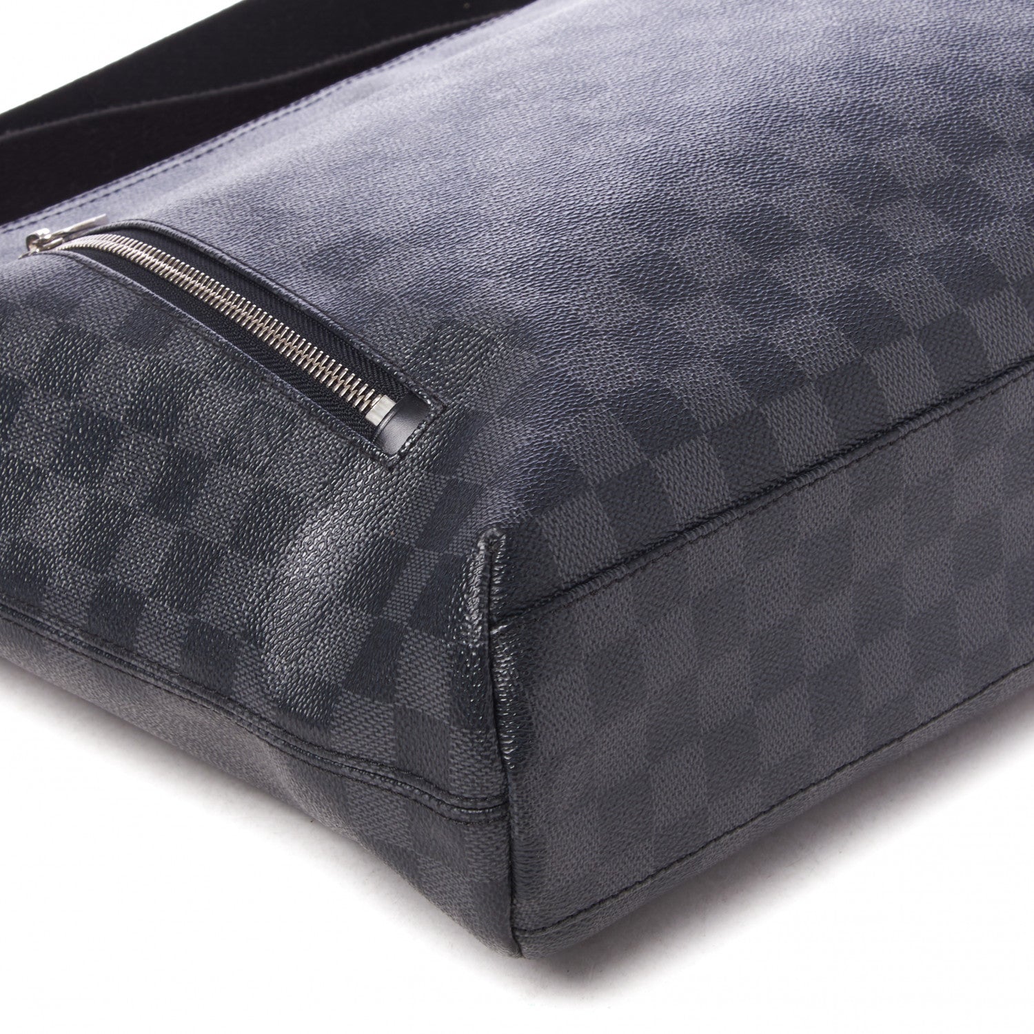 Louis Vuitton Damier Graphite Mick MM 5 of 7