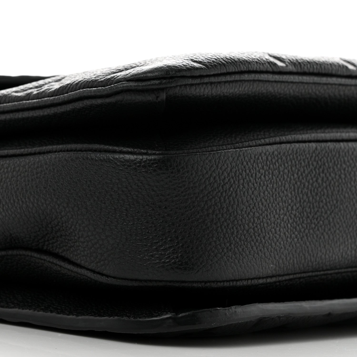 Louis Vuitton Empreinte Pochette Metis Black 10 of 12