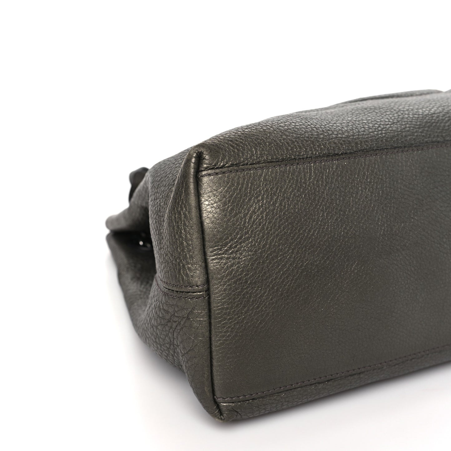 Metallic Pebbled Calfskin Medium Soho Chain Shoulder Bag Sasso