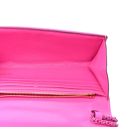 Valentino Garavani Nappa Monochrome Roman Stud Wallet On Chain Pink PP 5 of 9
