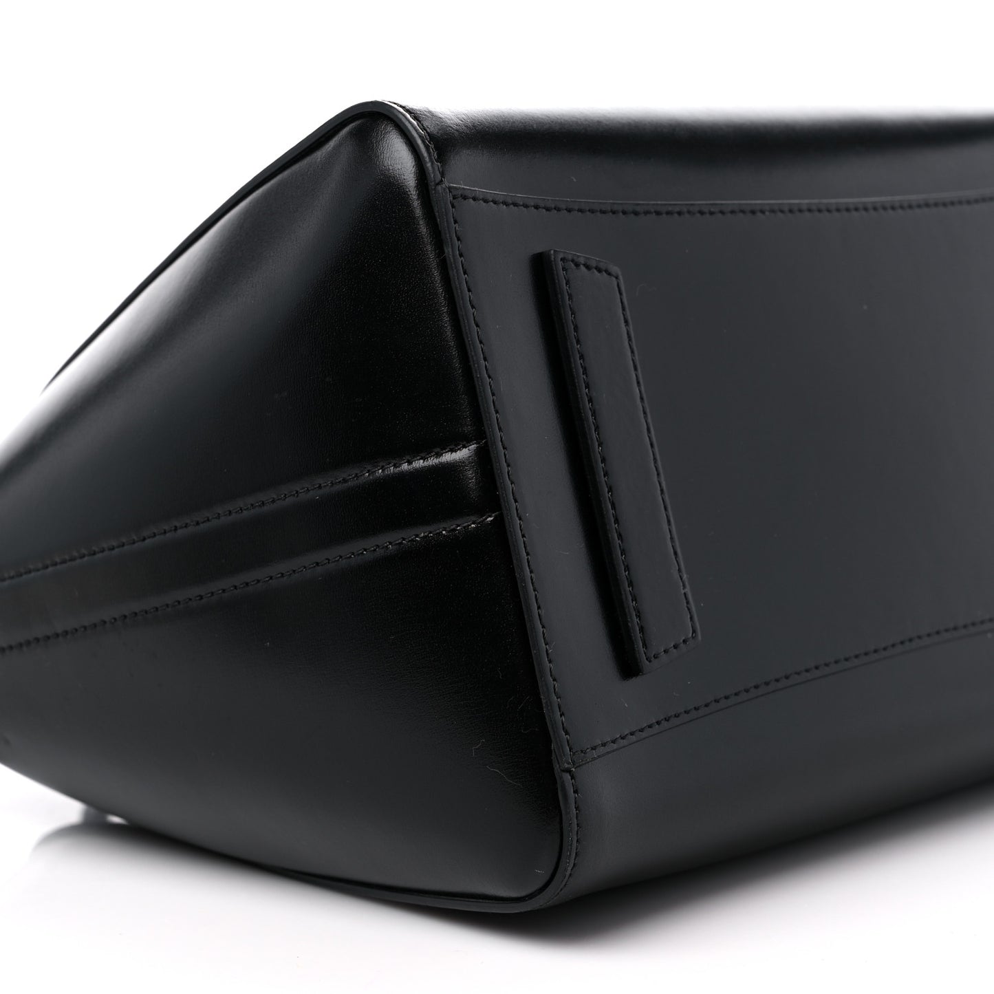Shiny Lord Calfskin Medium Antigona Black