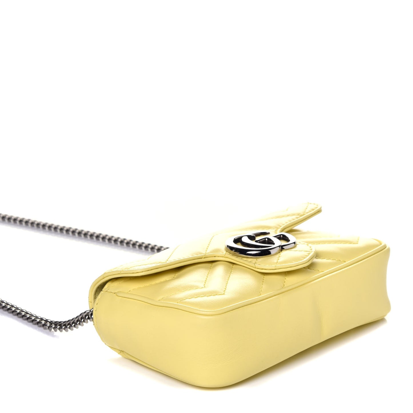 Calfskin Matelasse Super Mini GG Marmont Shoulder Bag Banana