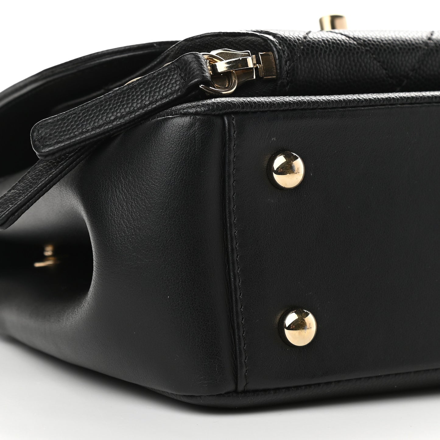 Caviar Quilted Small Business Affinity Flap Black